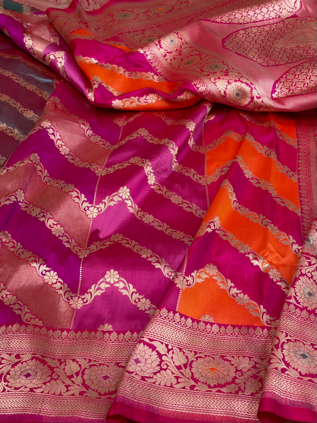 Rani Pink Rangkaat Pure Banarasi Katan Silk Saree