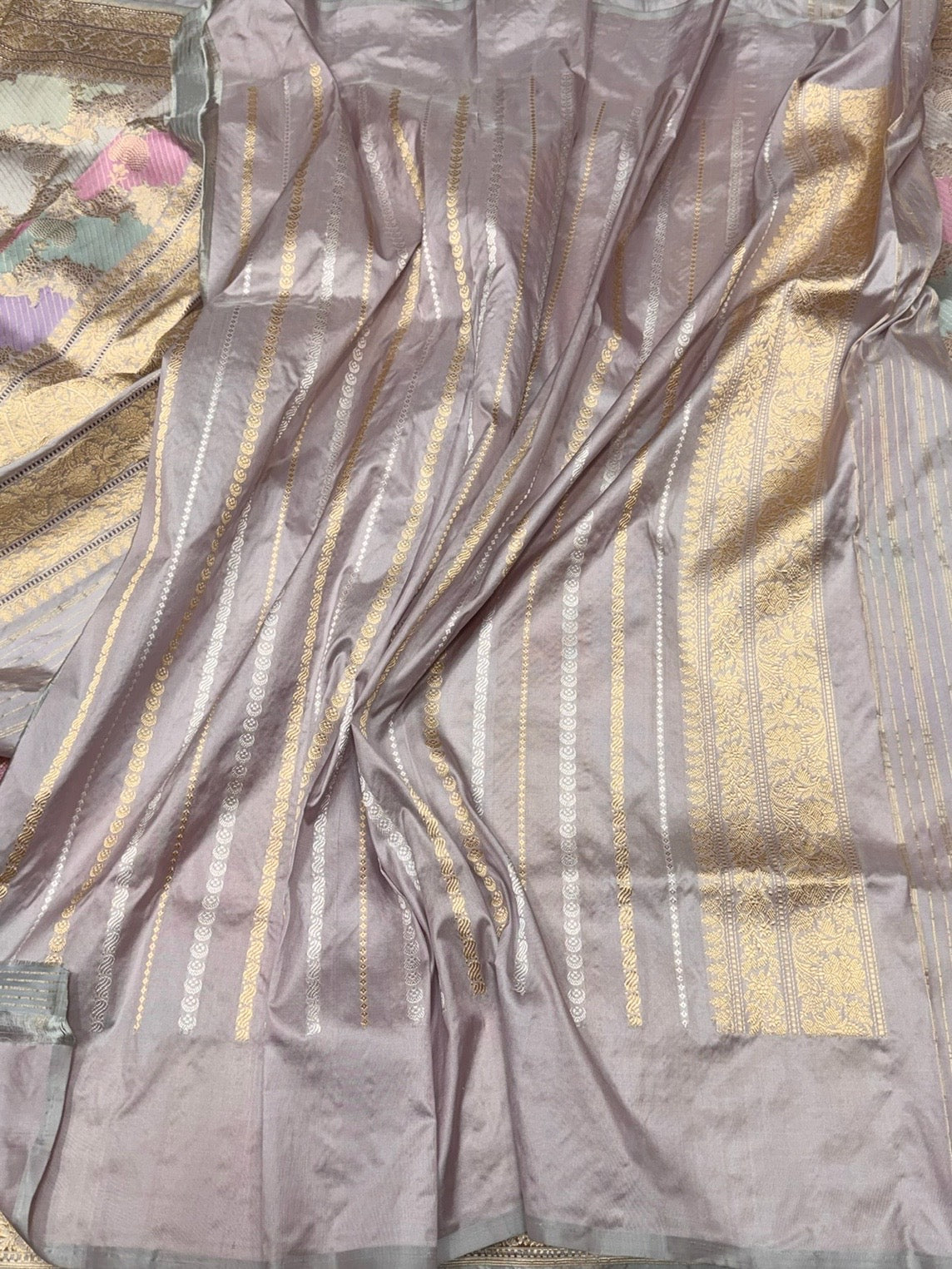 Lilac Handwoven Pure Banarasi Rangkaat Silk Saree