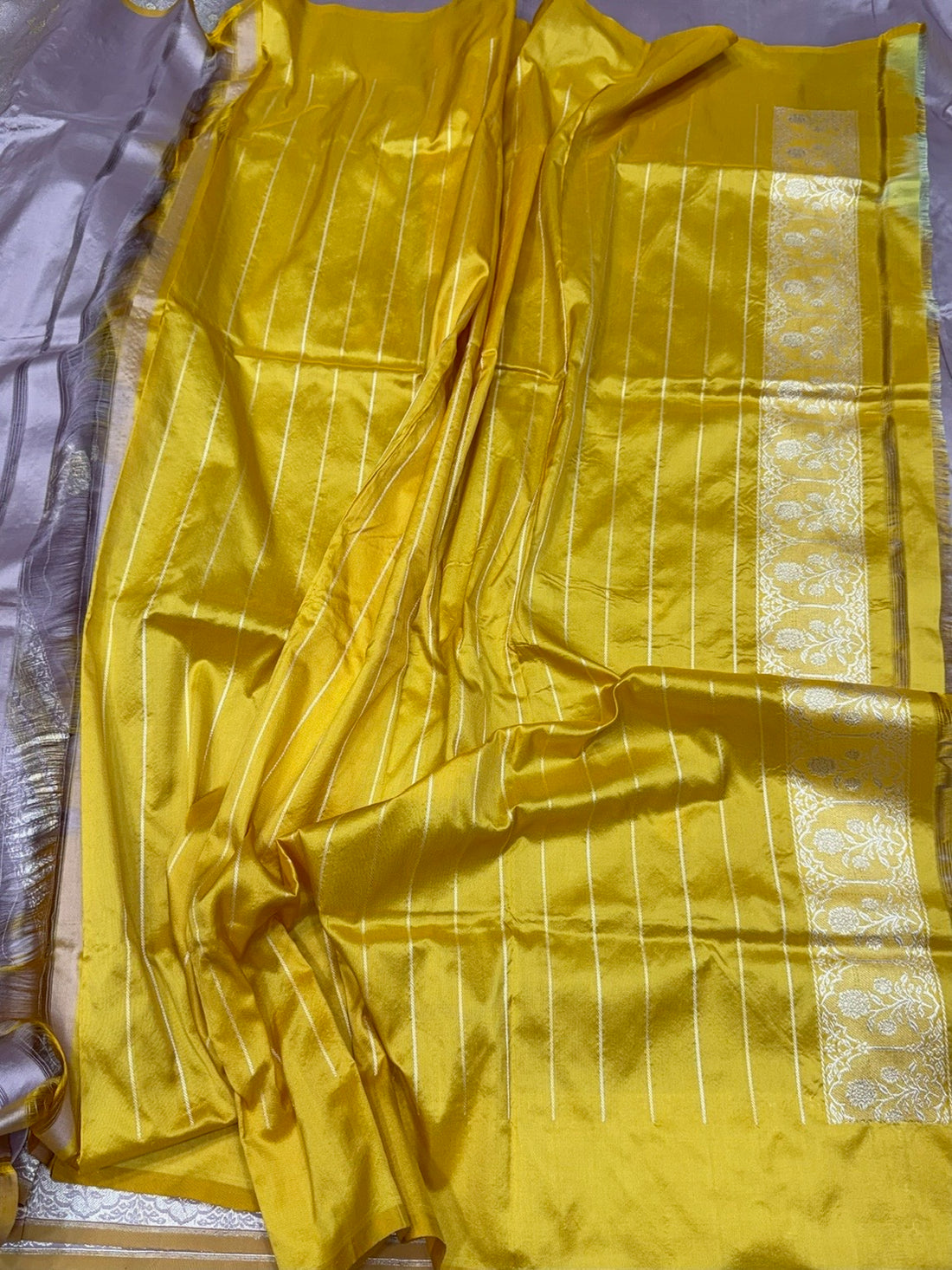 Mauve Handwoven Pure Banarasi Silk Saree