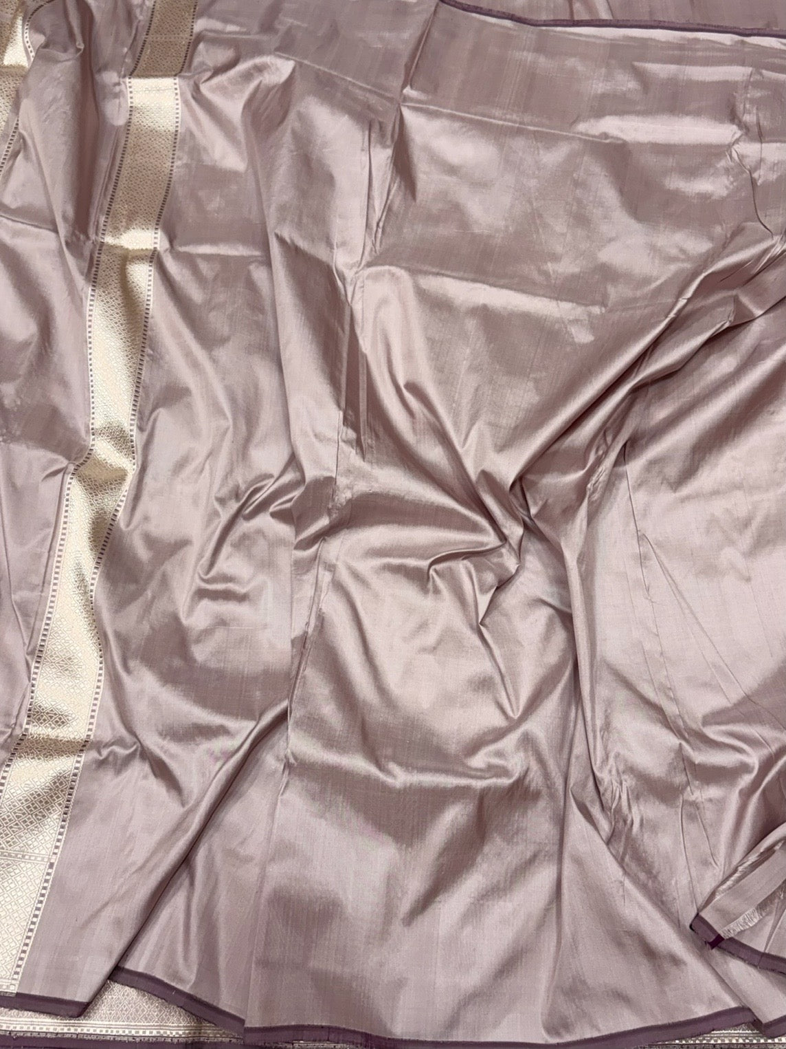 Mauve Handwoven Pure Banarasi Satin Silk Brocade Saree – Luxury Brocade Work