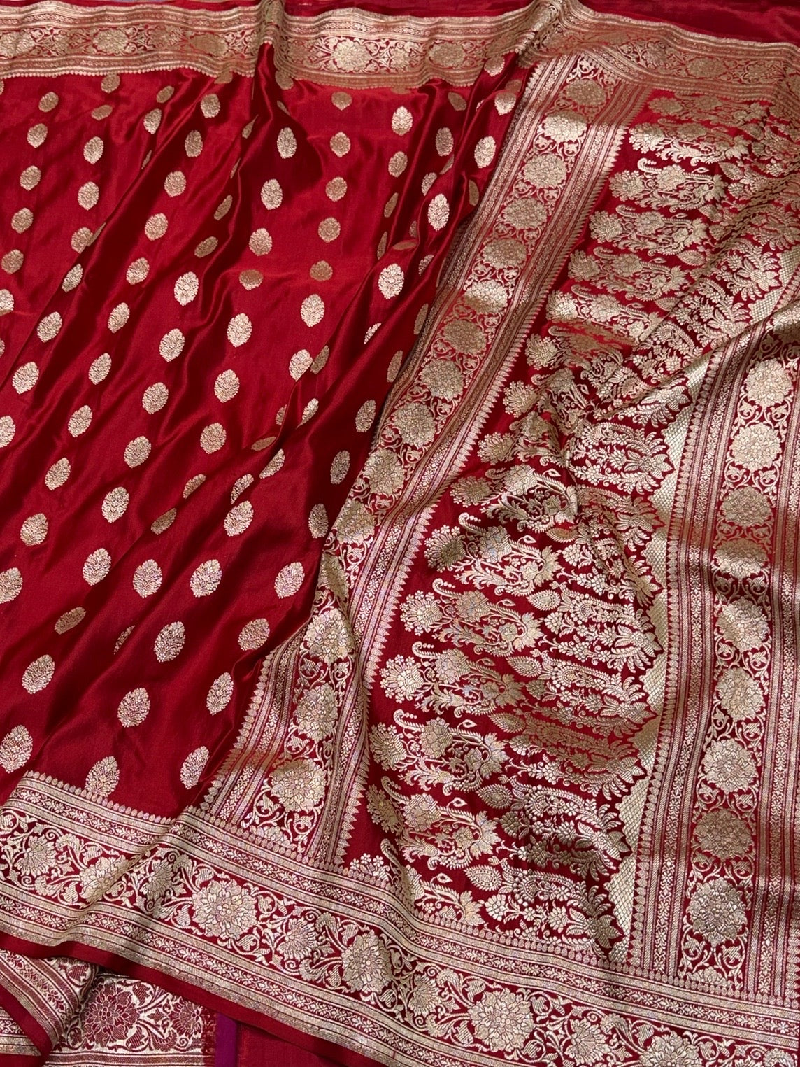 Red Handwoven Vintage Pure Banarasi Satin Silk Saree – Cutwork Weave, Pure Satin Silk