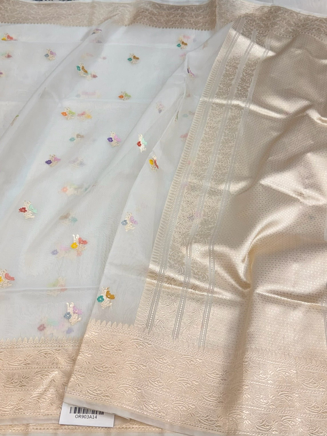 Ivory Handwoven Pure Banarasi Organza Silk Saree