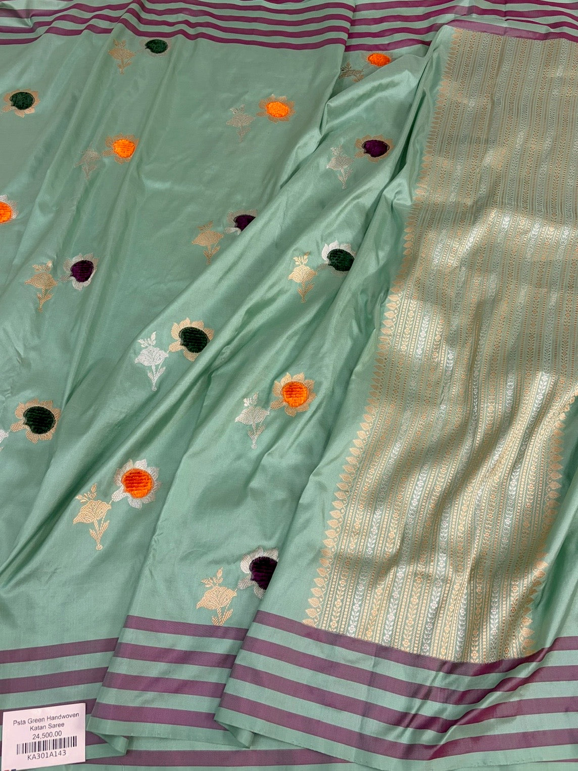 Pista Green Handwoven Pure Banarasi Katan Silk Saree
