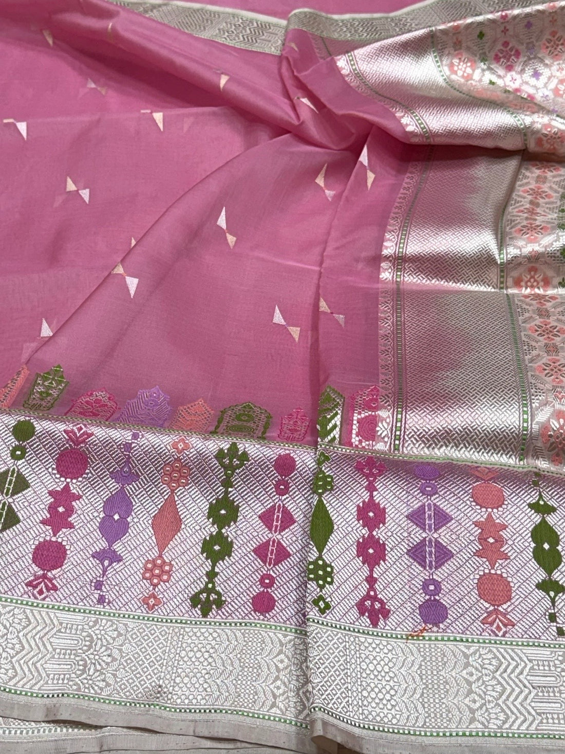 Gajiri Pink Handwoven Pure Organza Silk Saree