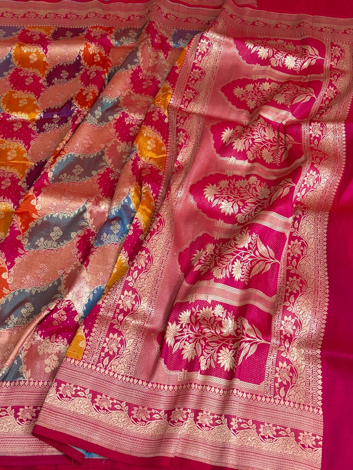 Rani Pink Rangkaat Banarasi Pure Katan Silk Saree