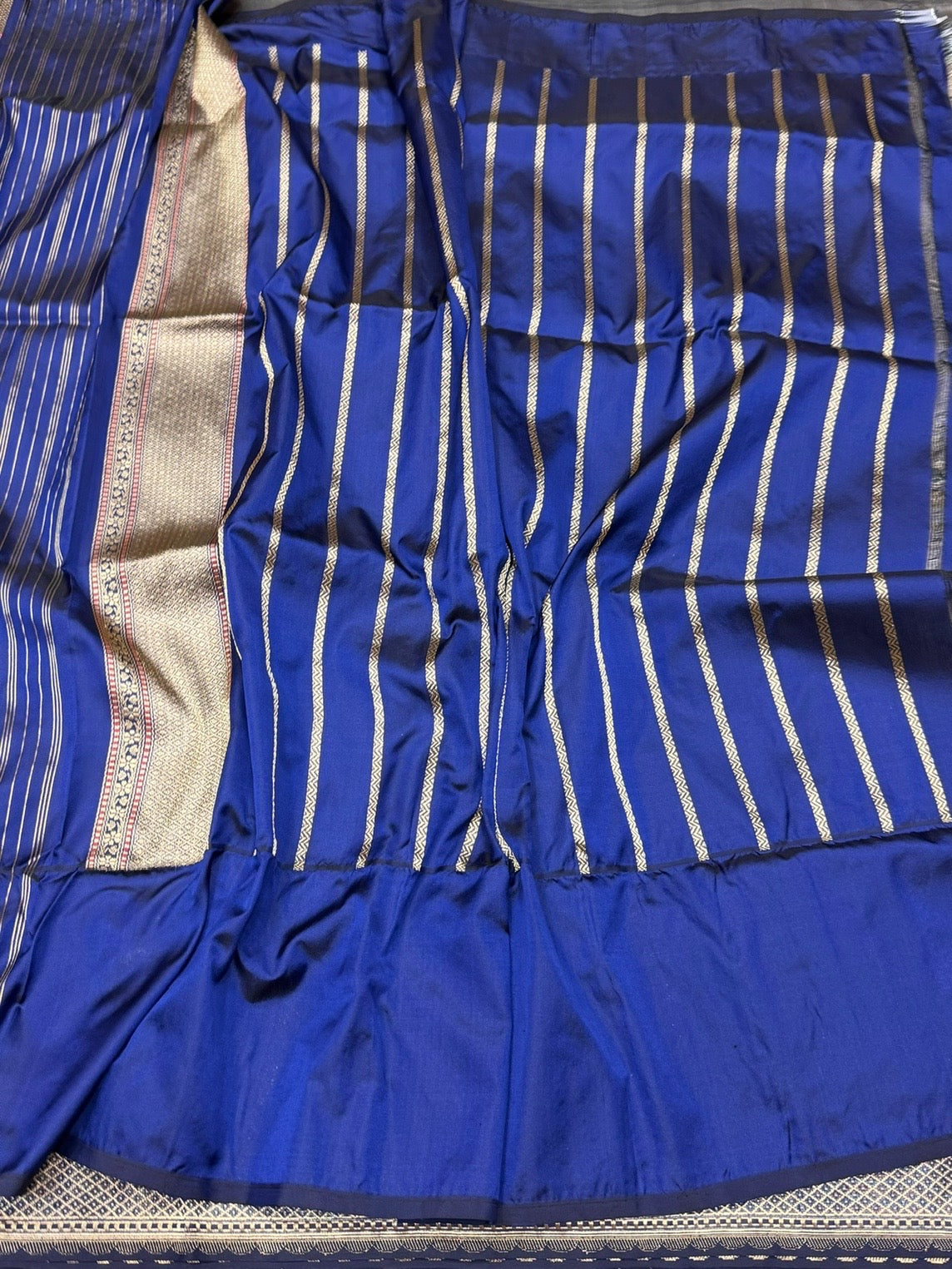 Ivory Handwoven Pure Banarasi Organza Silk Saree