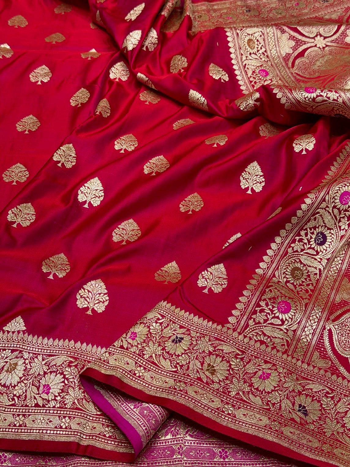 Red Handwoven Vintage Pure Banarasi Satin Silk Saree