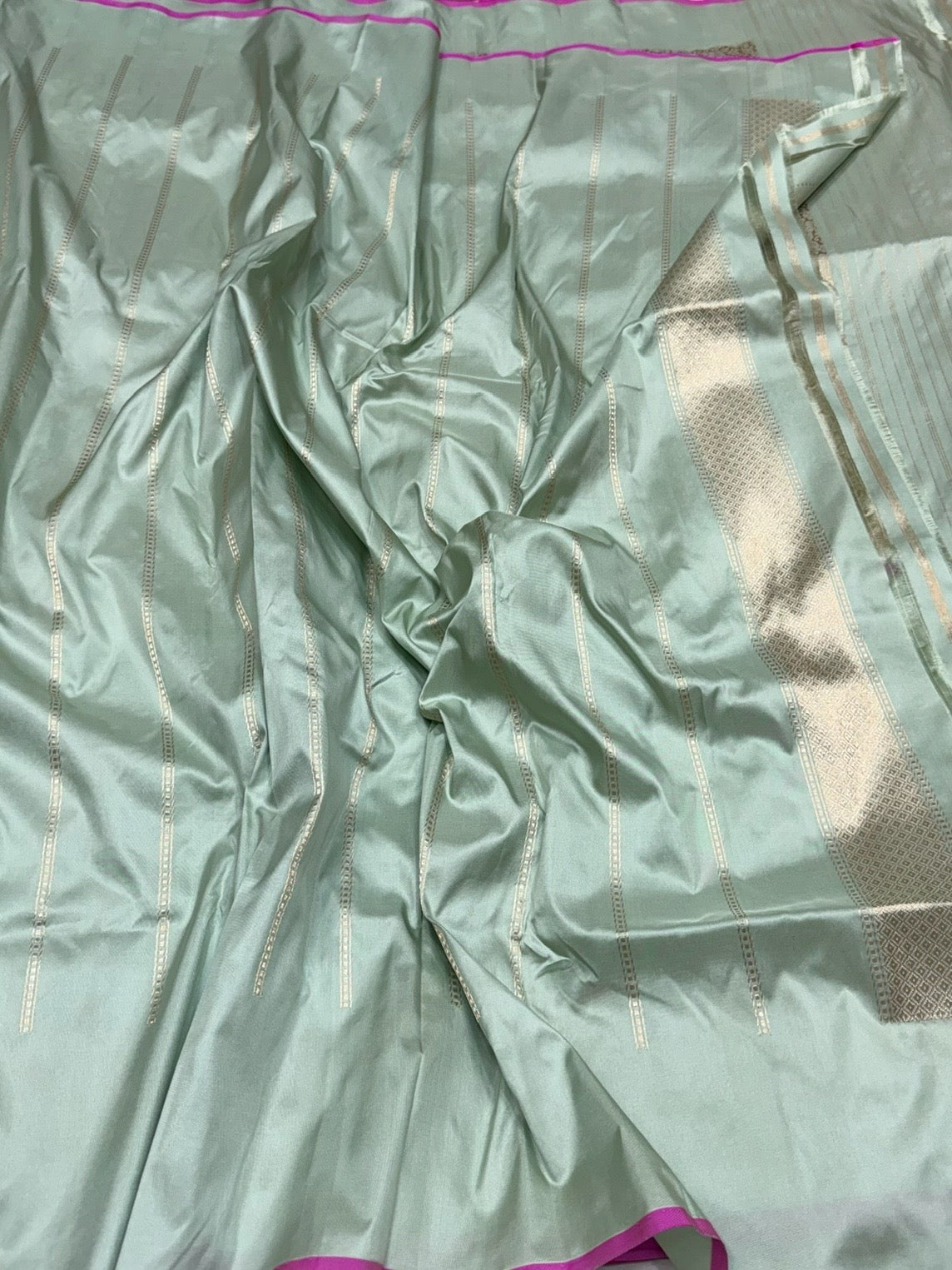 Pista Handwoven Pure Banarasi Silk Saree