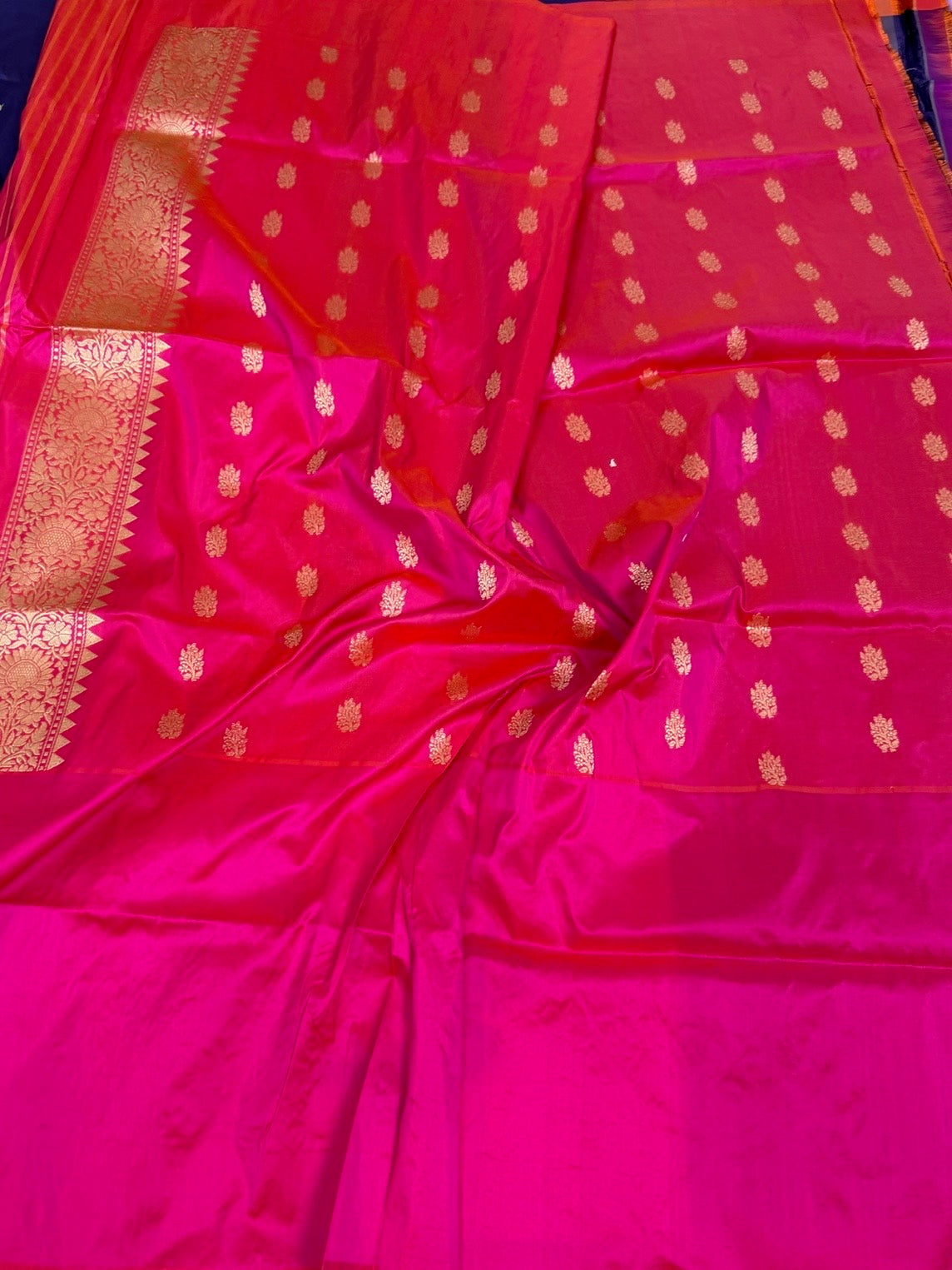 Rani Pink Handwoven Pure Banarasi Silk Saree in Kadwa Weave