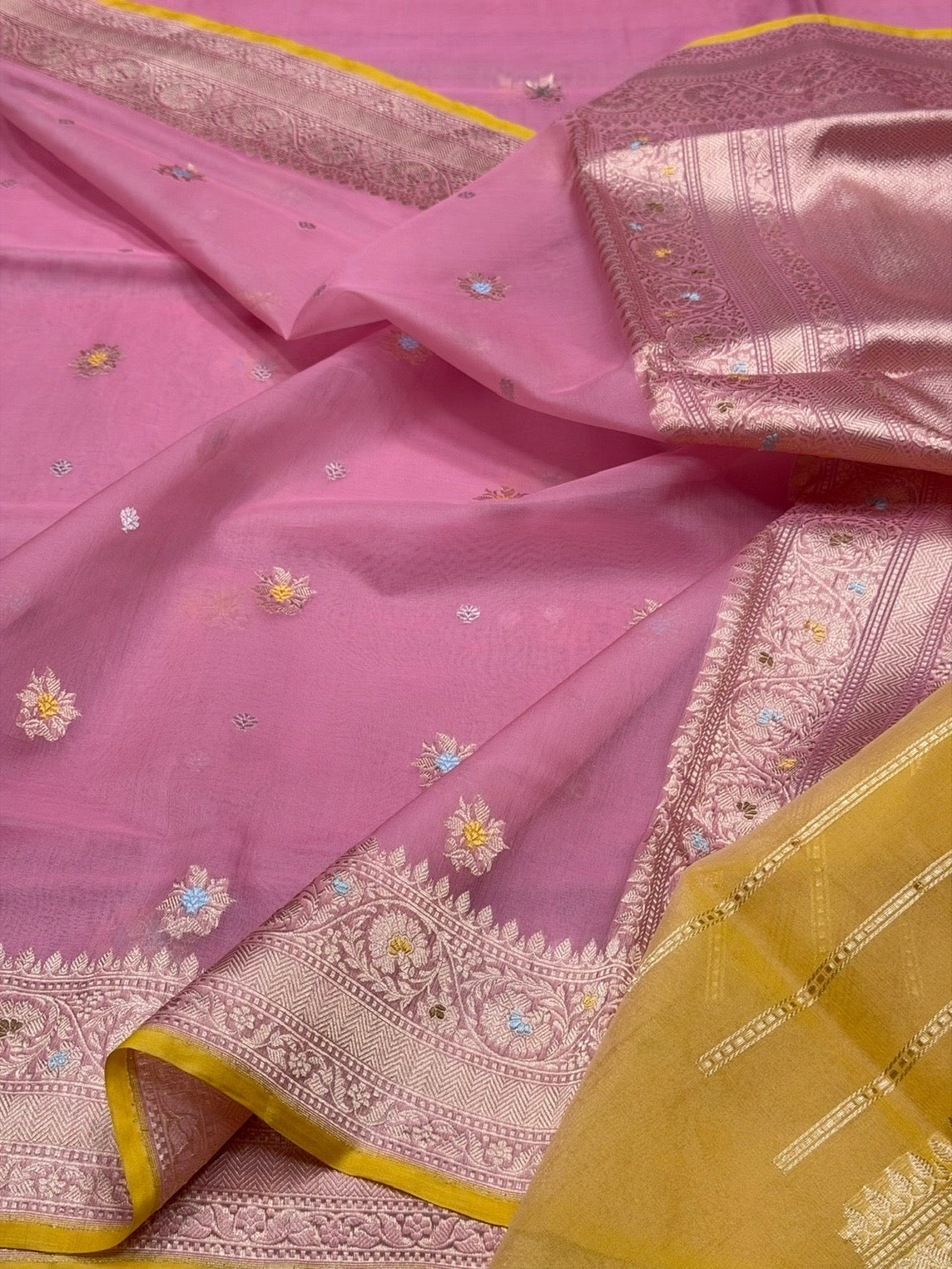 Gajiri Pink Handwoven Pure Organza Silk Saree