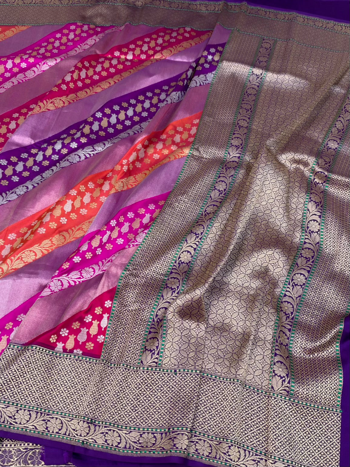 Purple Handwoven Rangkaat Pure Banarasi Silk Saree