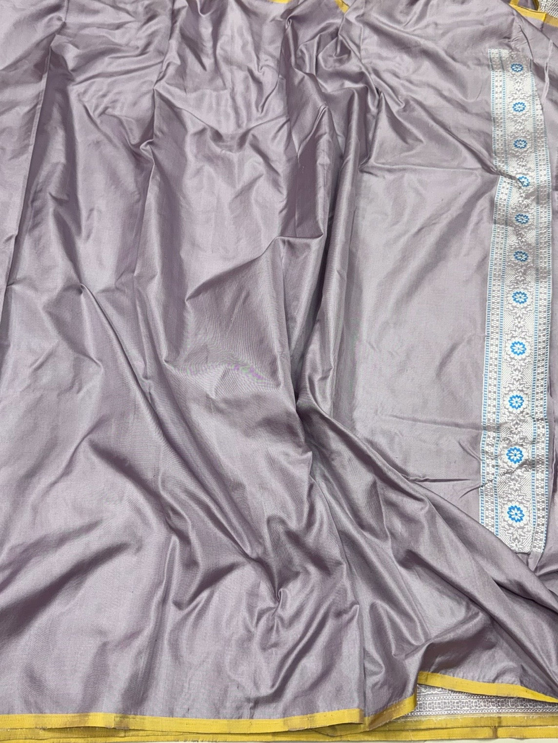 Dusty Lavender Handwoven Pure Banarasi Ektara Silk Saree