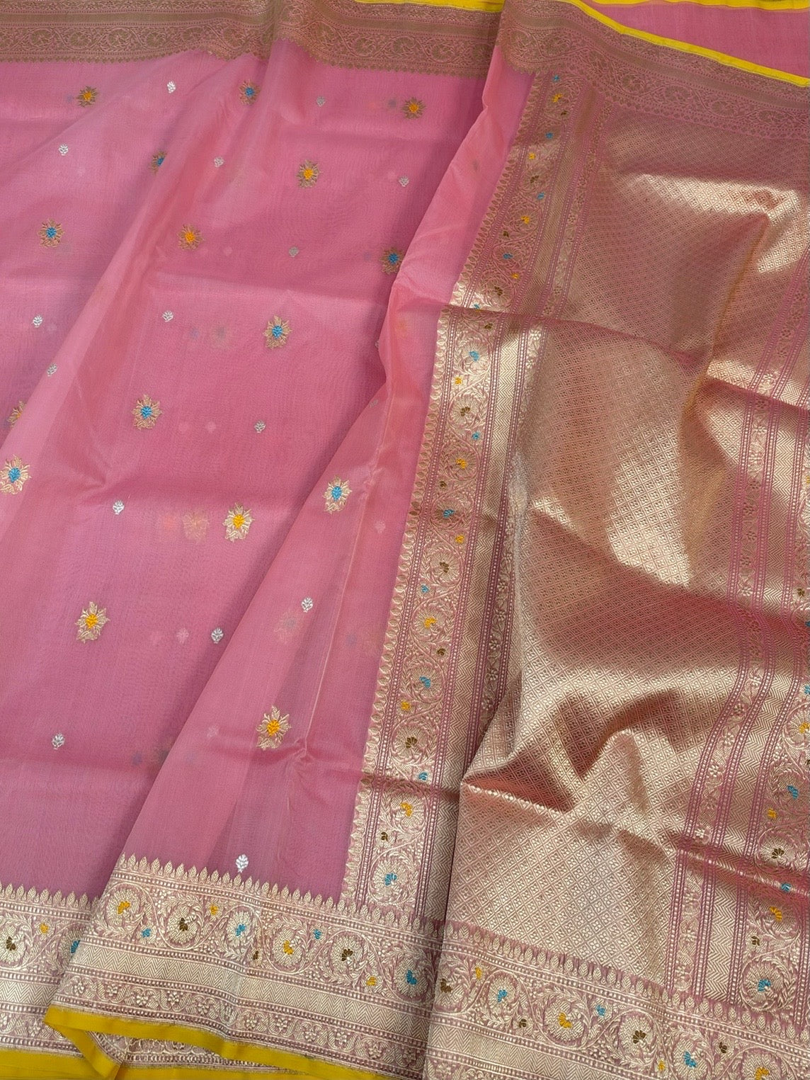Gajiri Pink Handwoven Pure Organza Silk Saree