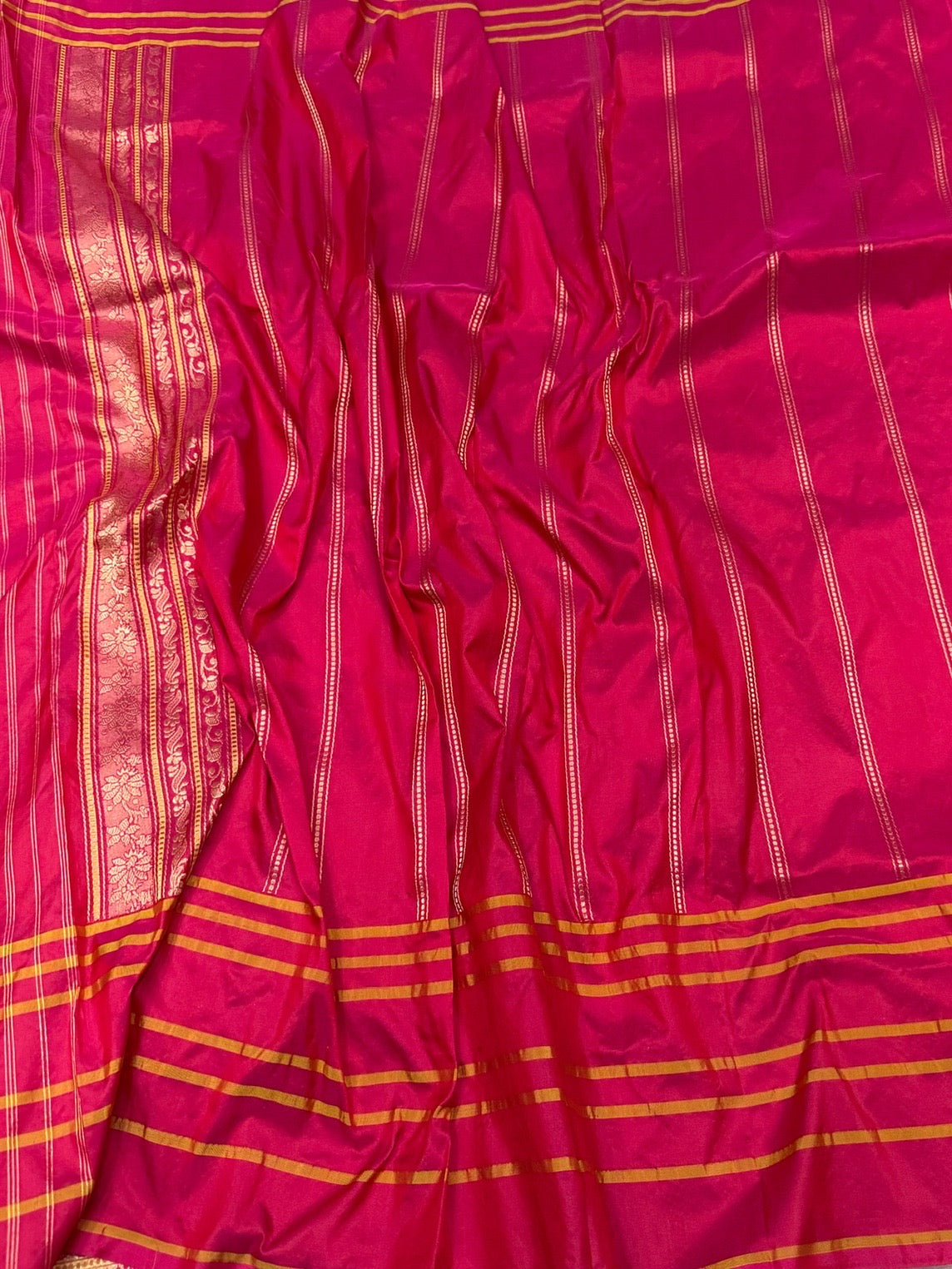Rani Pink Handwoven Pure Banarasi Silk Saree