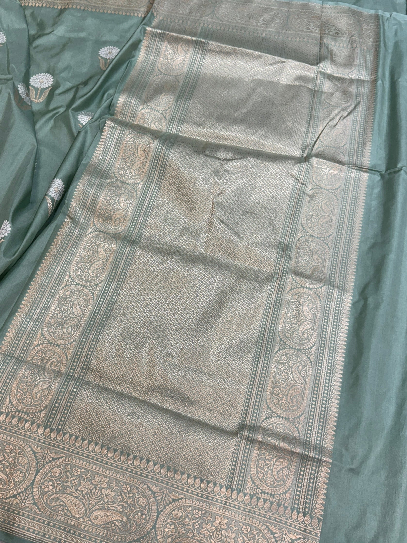 Sage Green Handwoven Pure Banarasi Silk Saree in Kadwa Weave | 100% Pure Katan Silk