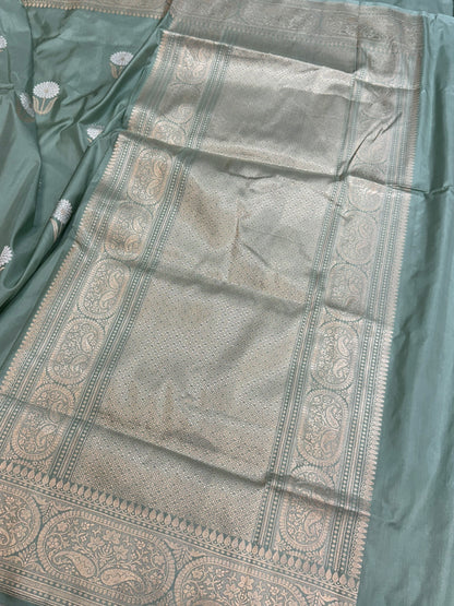 Sage Green Handwoven Pure Banarasi Silk Saree in Kadwa Weave | 100% Pure Katan Silk