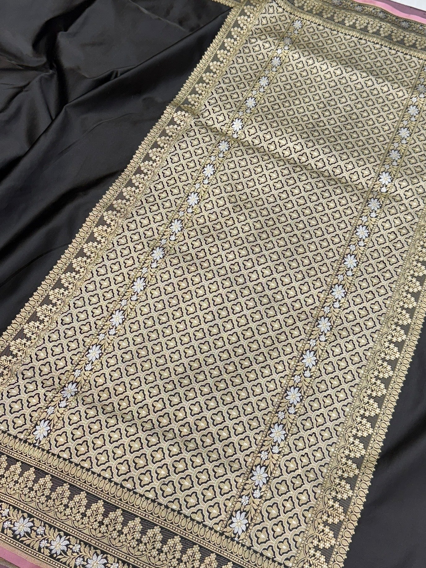 Black Handwoven Banarasi Pure Mashru Satin Silk Saree | Pure Satin Silk | Kadwa Weave | Handloom Banarasi Saree