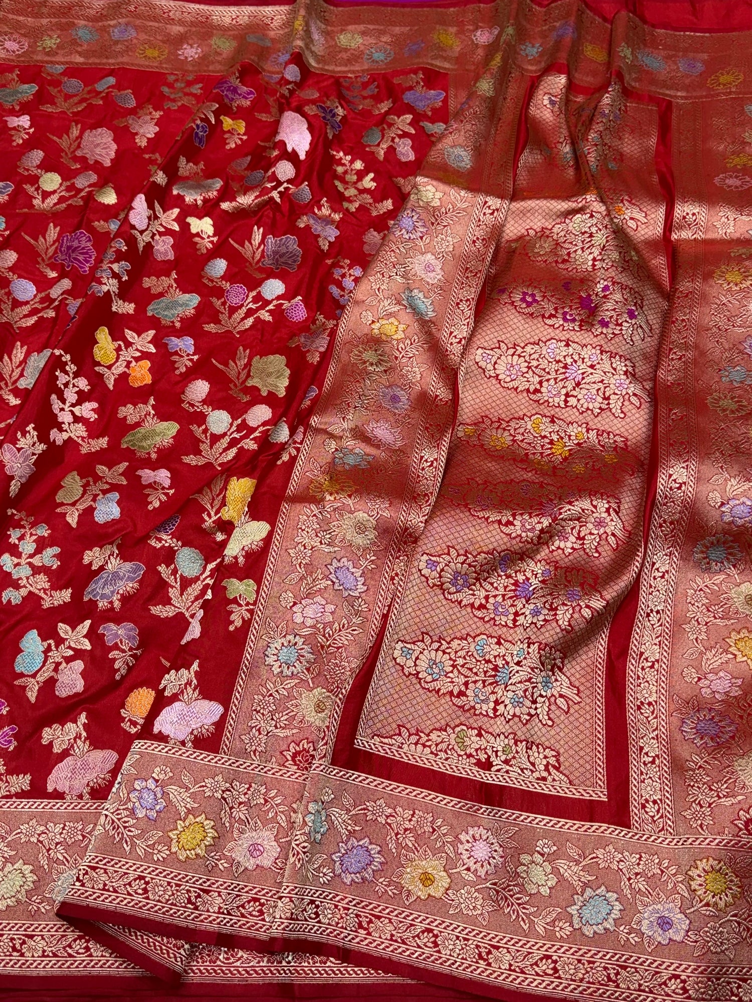 Red Handwoven Pure Banarasi Silk Saree in Kadwa Weave – Katan Mulberry Silk