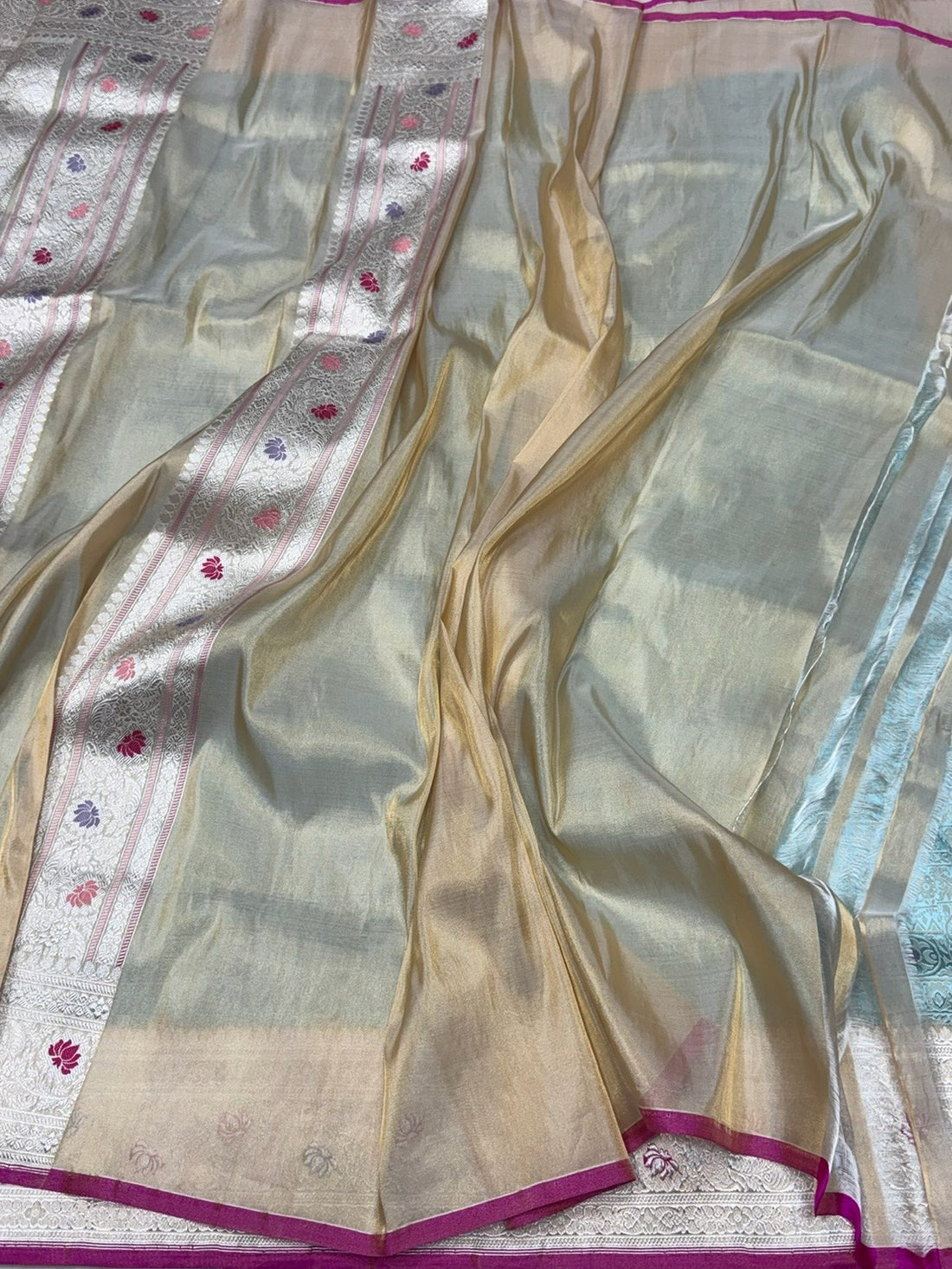 Sea Green Handwoven Pure Banarasi Tissue Silk Saree – Kadwa Weave in 100% Tissue Silk