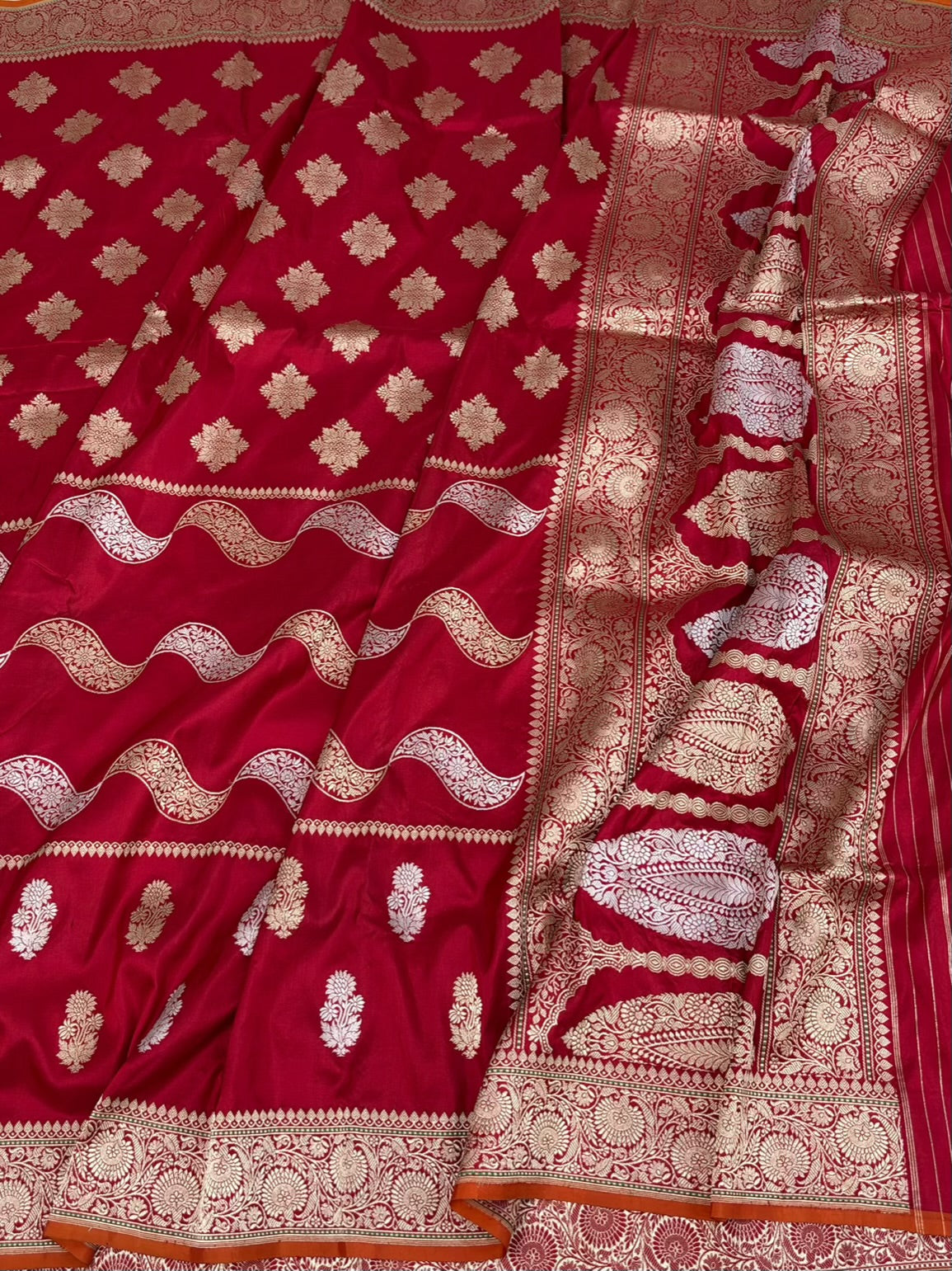 Red Handwoven Pure Banarasi Katan Silk Saree