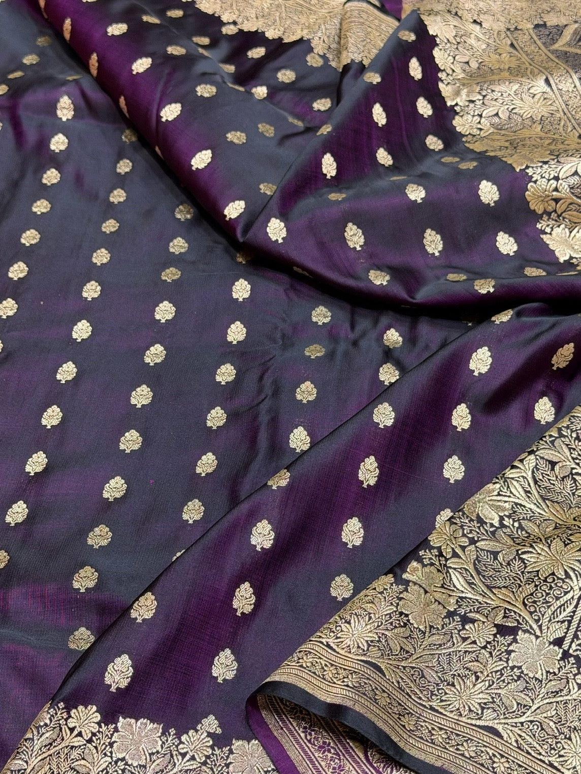 Wine Handwoven Vintage Pure Banarasi Satin Silk Saree