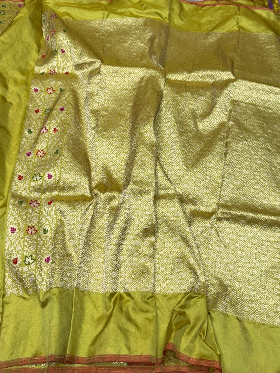 Mehndi Green Handwoven Pure Banarasi Ektara Silk Saree in Kadwa Weave – 100% Pure Mulberry Silk