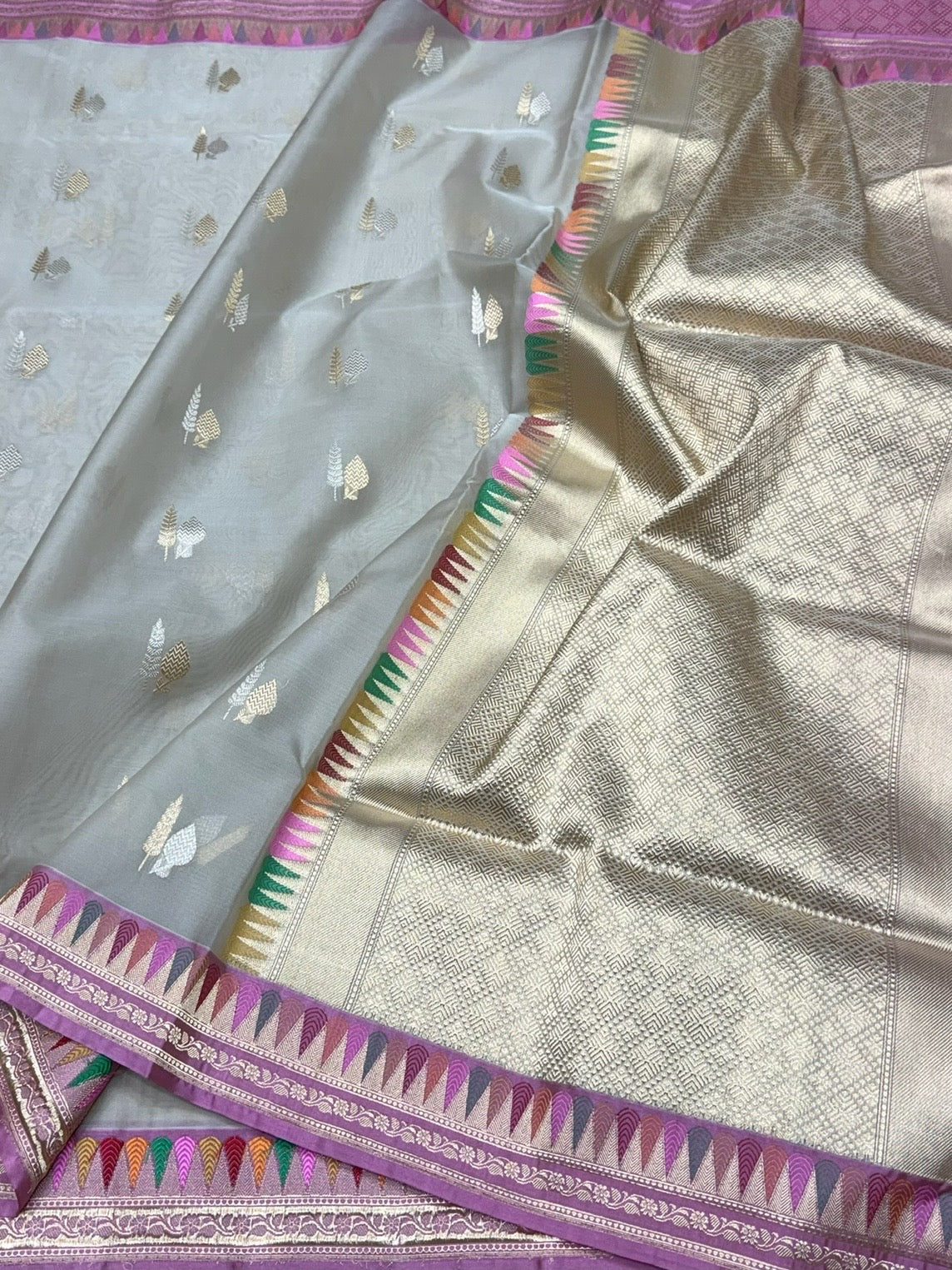 Ash Grey Handwoven Pure Organza Silk Saree