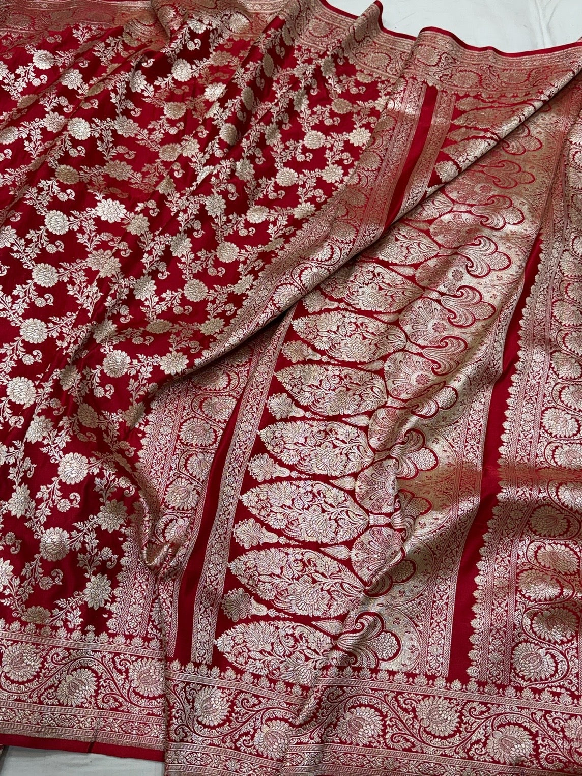 Red Handwoven Vintage Pure Banarasi Satin Silk Saree