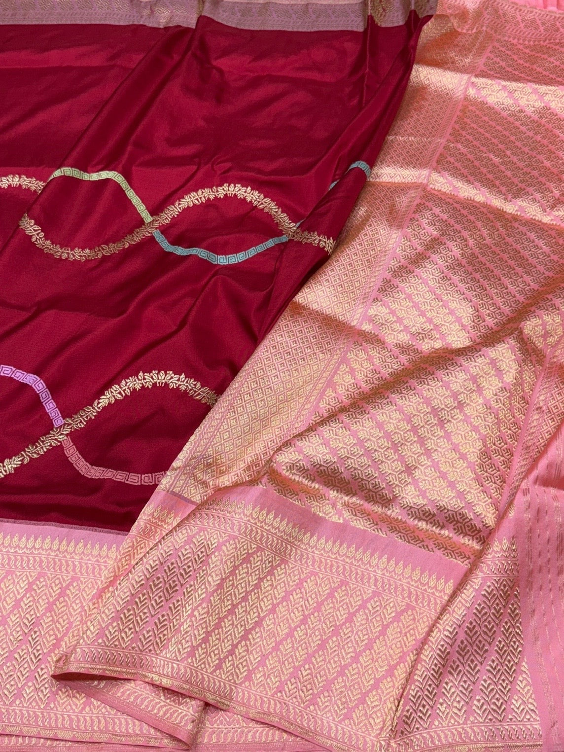 Red Handwoven Ektara Pure Banarasi Silk Saree
