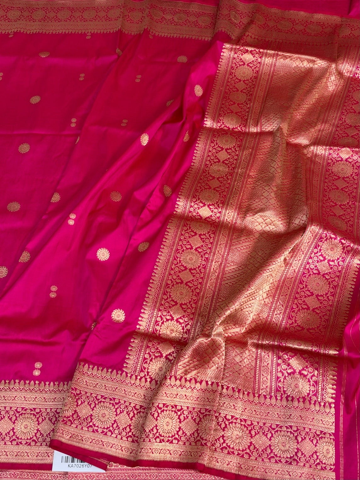 Rani Pink Vintage Handwoven Pure Banarasi Silk Saree
