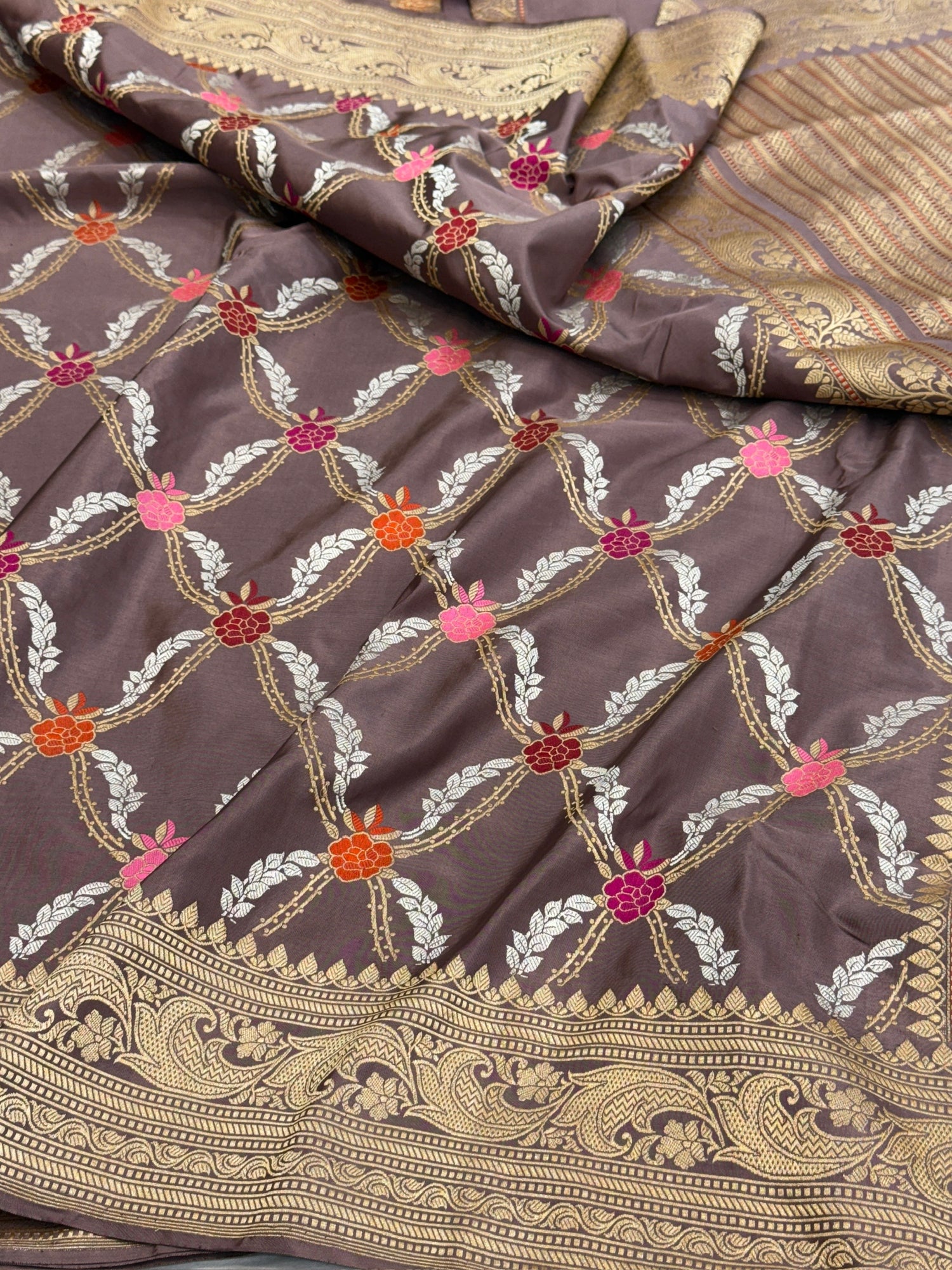 Mauve Handwoven Pure Banarasi Silk Saree