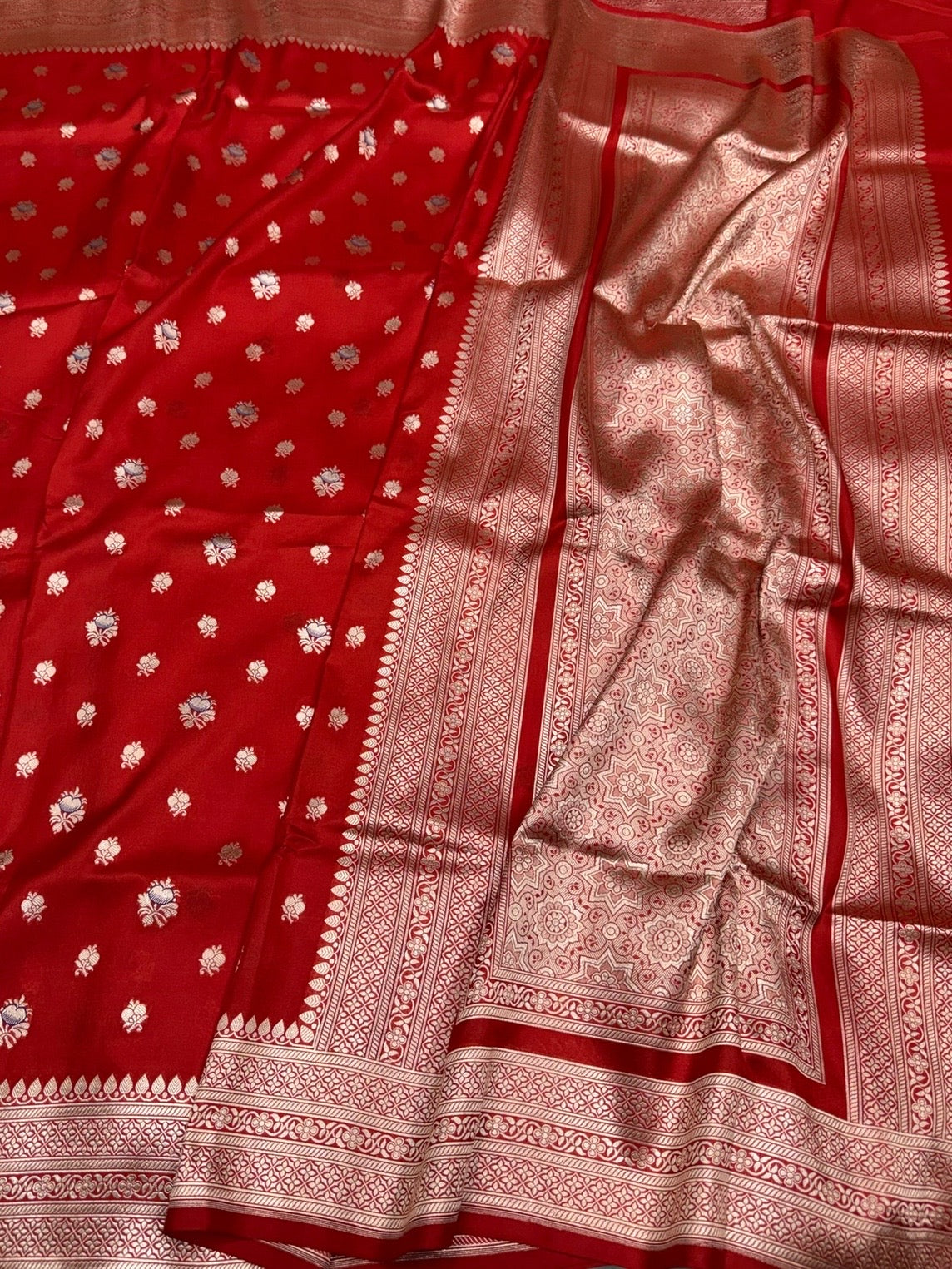 Banarasi Minakari Pure Katan Silk Saree | Pure Silk | Minakari Work | Cutwork Technique | Banarasi Katan Silk Saree