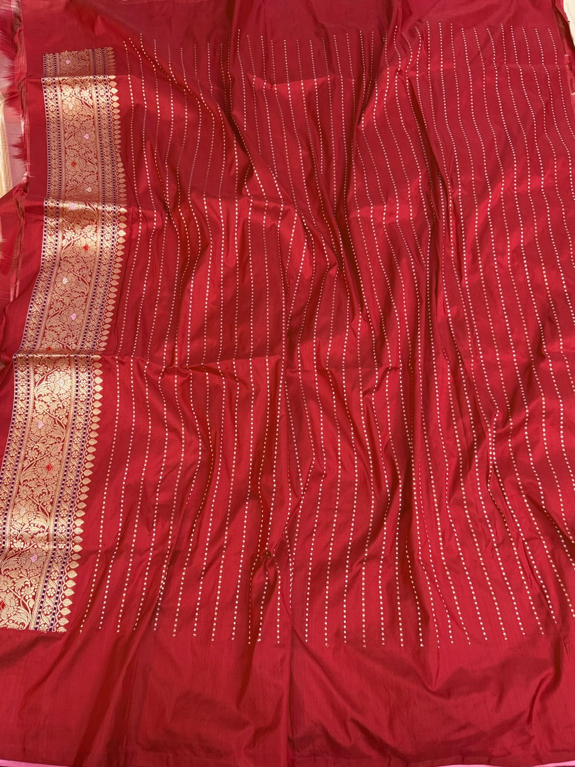 Cream Handwoven Pure Banarasi Silk Saree