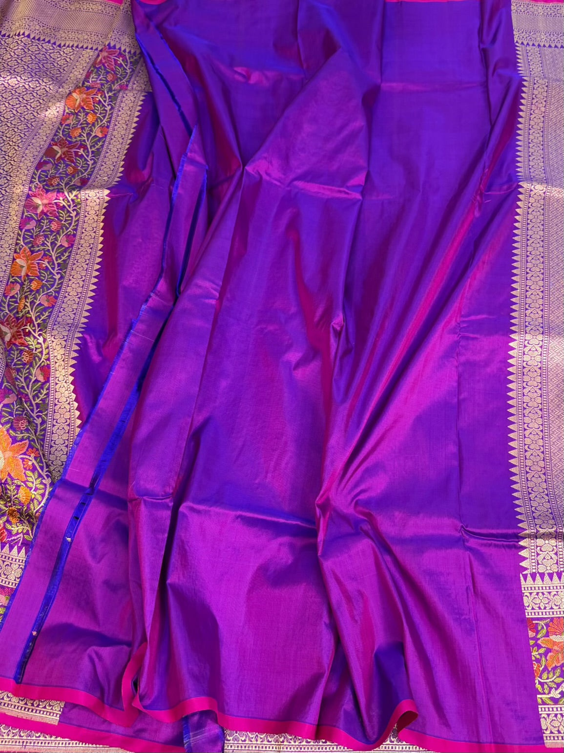 Purple Handwoven Pure Banarasi Satin Silk Saree