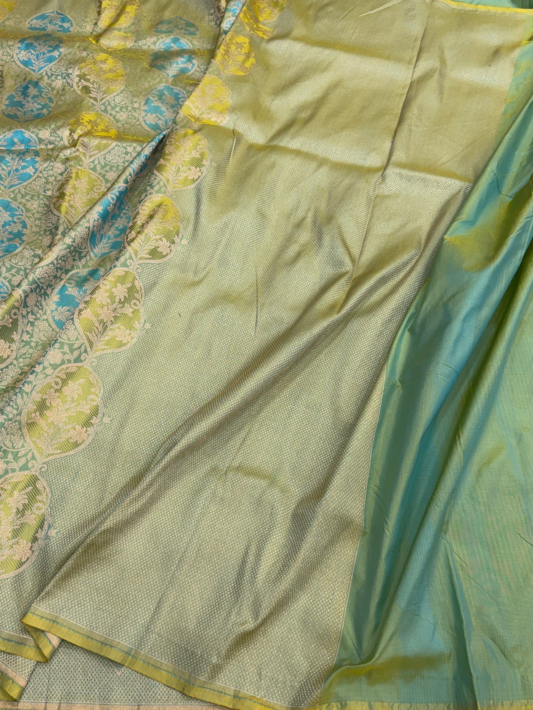 Banarasi Minakari Pure Silk Brocade Saree | 100% Pure Katan Silk Handwoven in Banaras