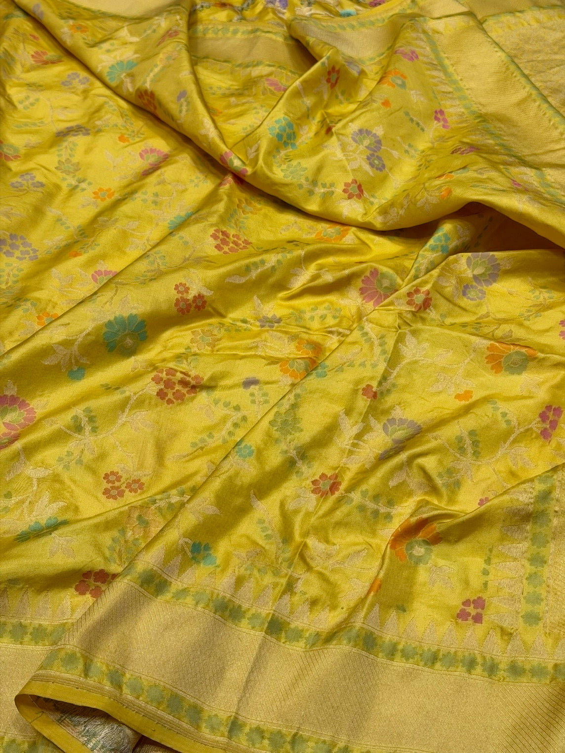 Yellow Handwoven Pure Banarasi Ektara Silk Saree – Authentic Kadwa Weave