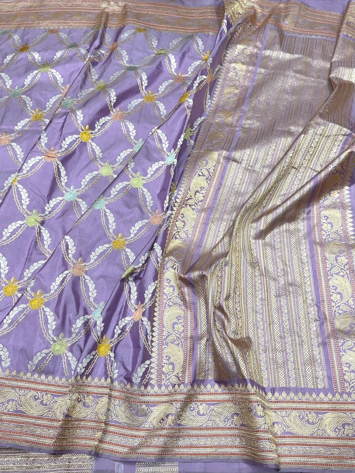 Lavender Handwoven Pure Banarasi Silk Saree – Kadwa Weave in 100% Katan Mulberry Silk