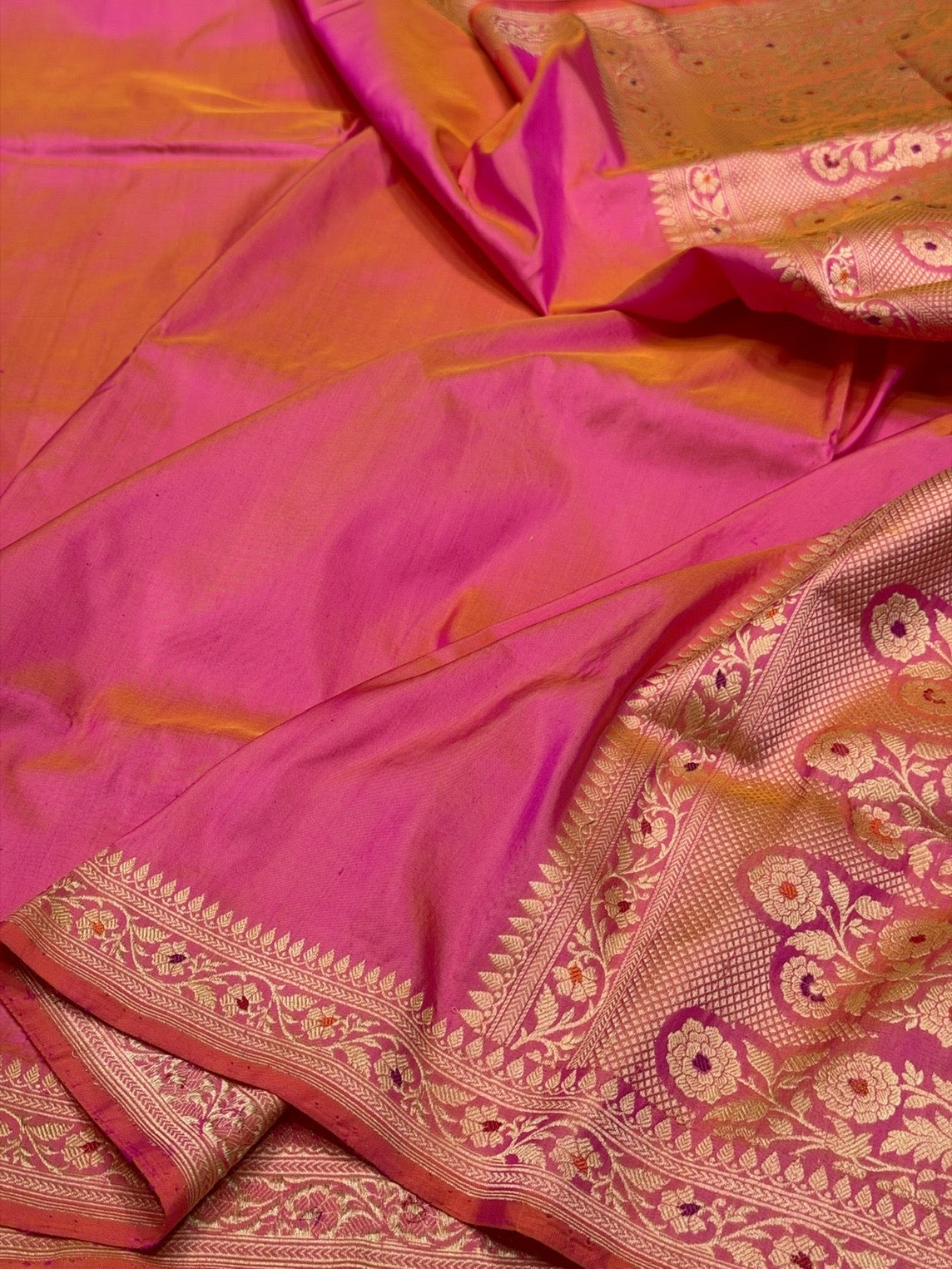 Orangish Pink Handwoven Pure Banarasi Katan Silk Saree | Kadwa Weave | Intricate Skirt Design | Kadiyal Border | Pure Silk Handloom Saree