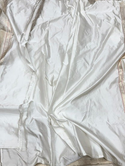 Ivory Handwoven Pure Banarasi Satin Tanchoi Silk Saree – Luxury Wedding &amp; Festive Handloom