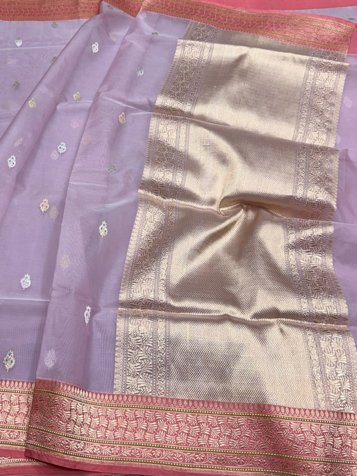 Lavender Handwoven Pure Banarasi Organza Silk Saree
