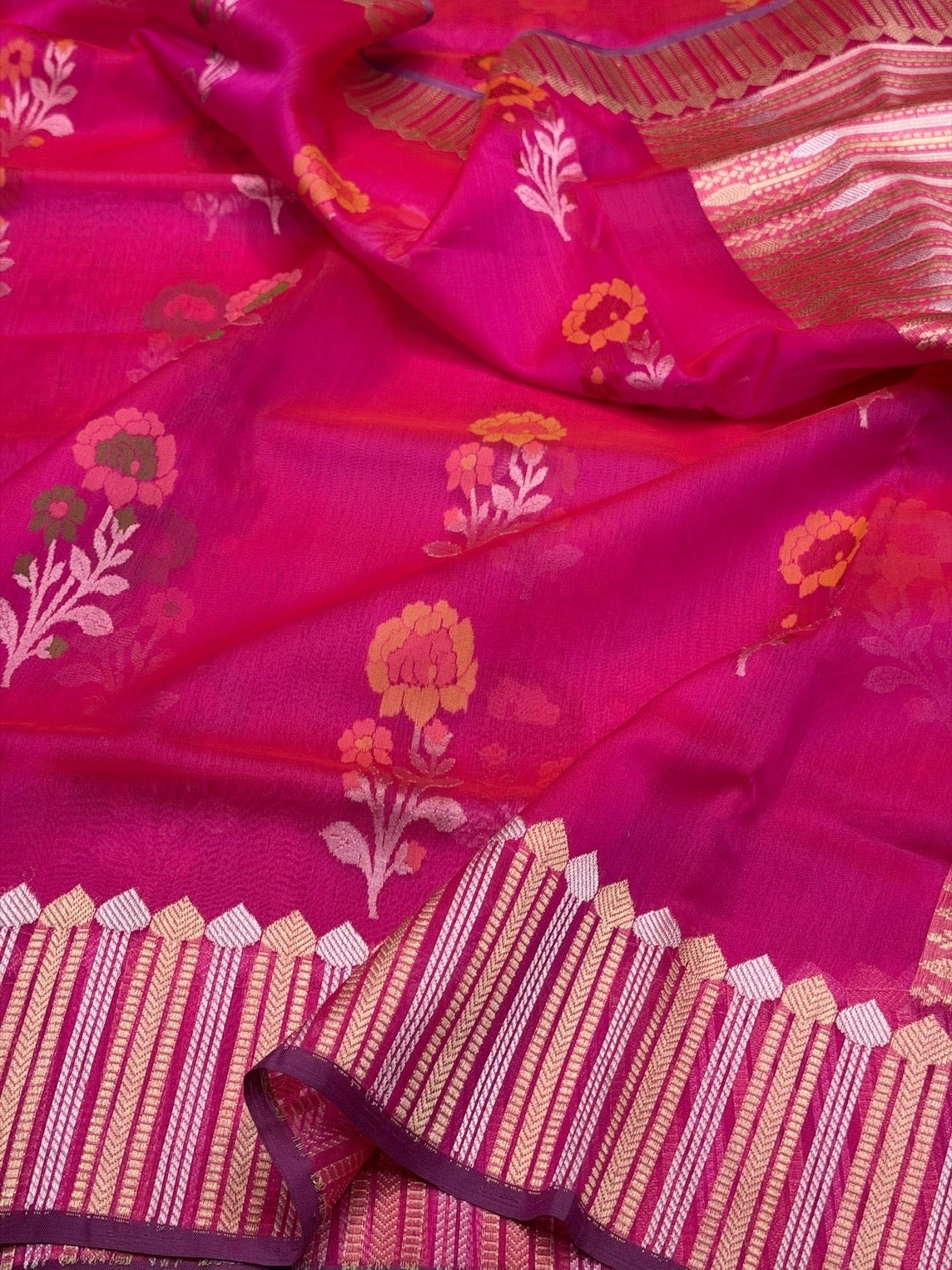 Rani Pink Handwoven Pure Organza Jamdani Saree