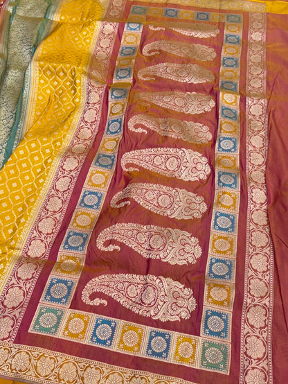 Rangkaat Pure Banarasi Saree