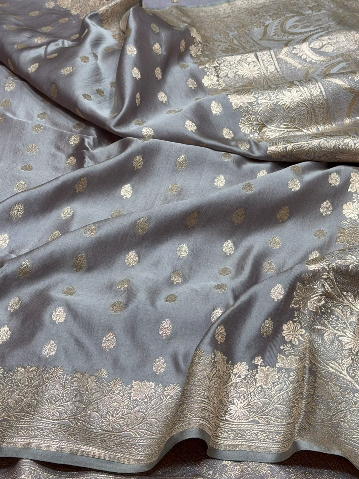 Grey Handwoven Vintage Pure Banarasi Satin Silk Saree