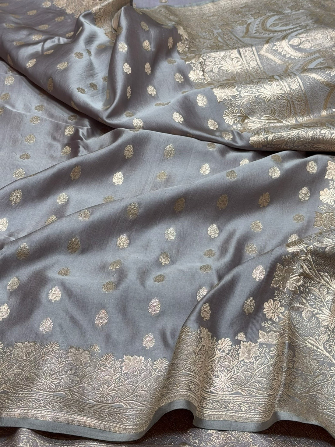 Grey Handwoven Vintage Pure Banarasi Satin Silk Saree