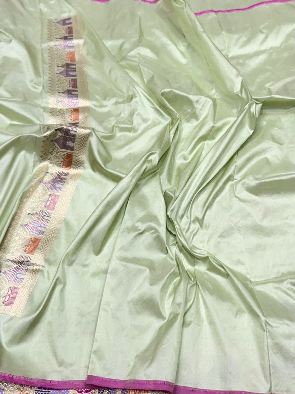 Pista Handwoven Pure Banarasi Silk Saree
