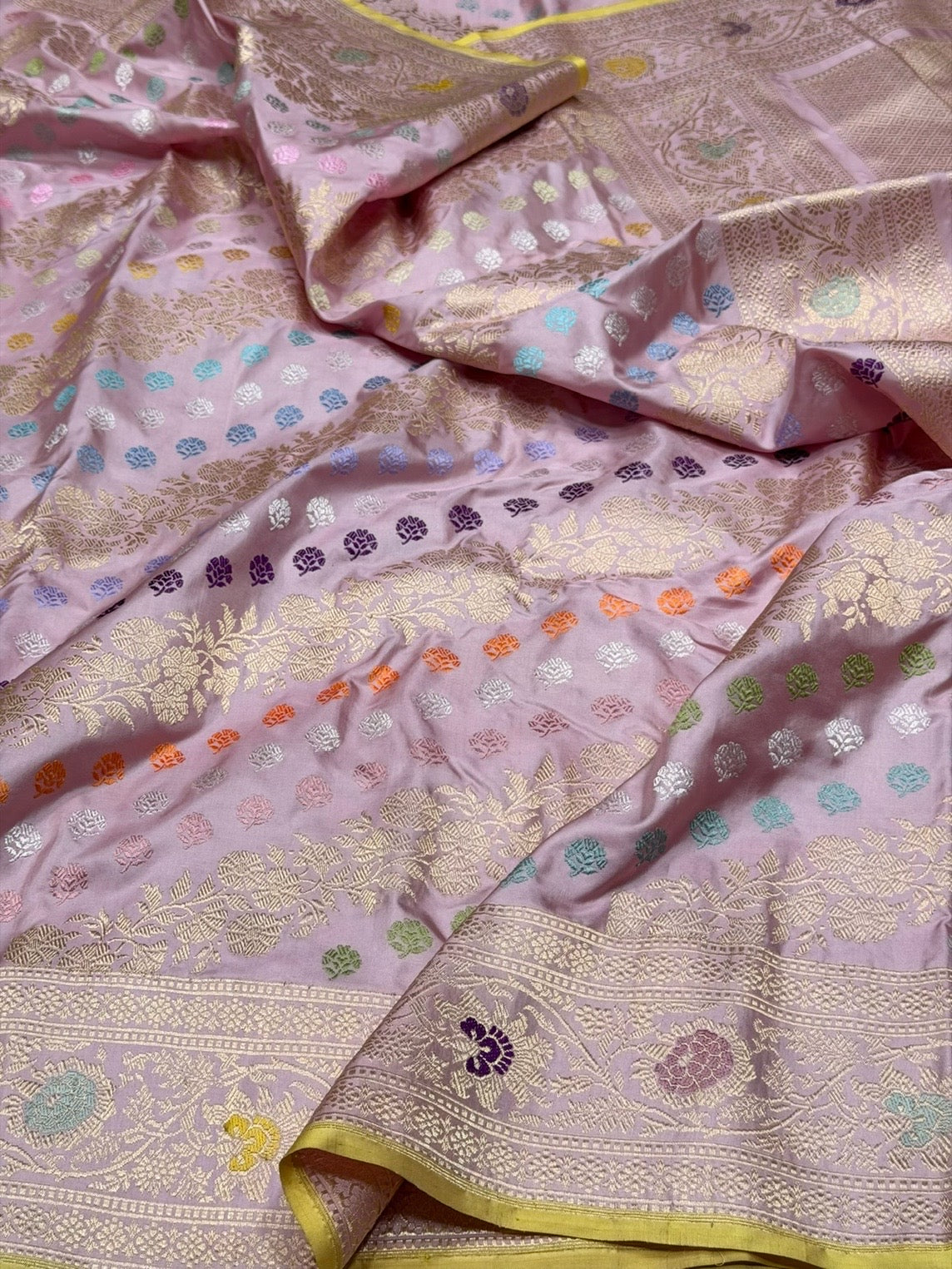 Lilac Handwoven Pure Banarasi Silk Saree – Kadwa Weave | Authentic Katan Mulberry Silk