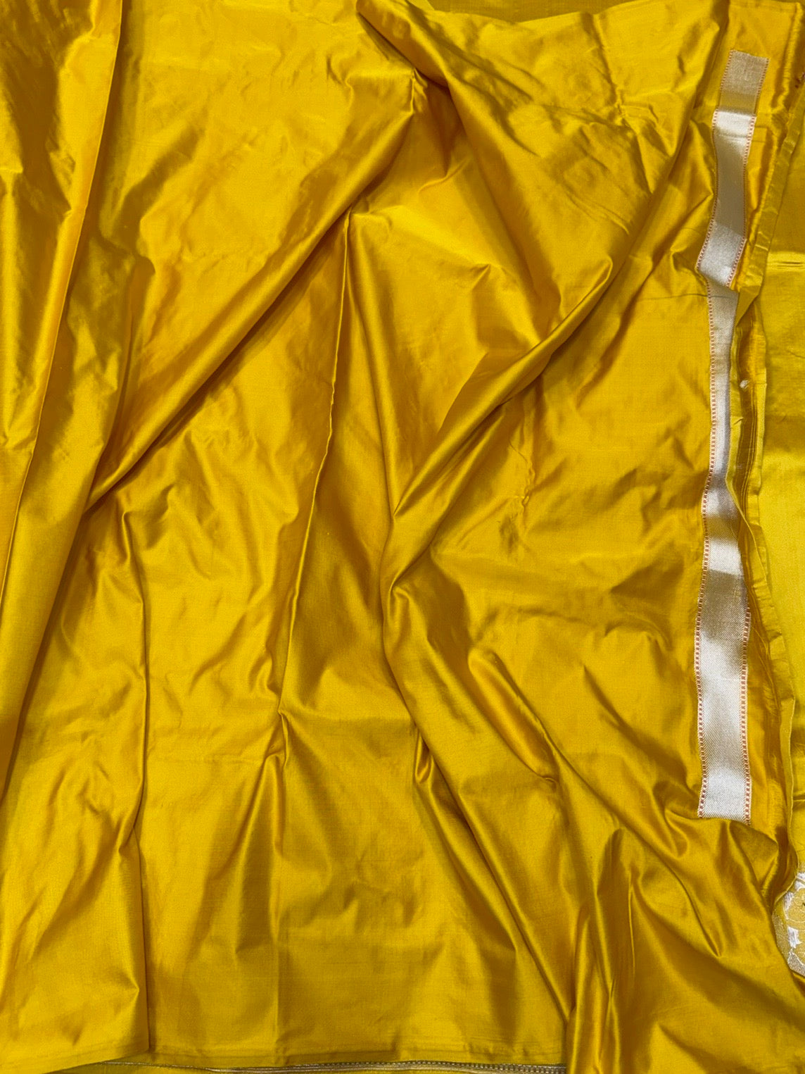 Yellow Handwoven Pure Banarasi Satin Silk Saree – Kadwa Weave | 100% Pure Satin Silk | Authentic Banaras Handloom