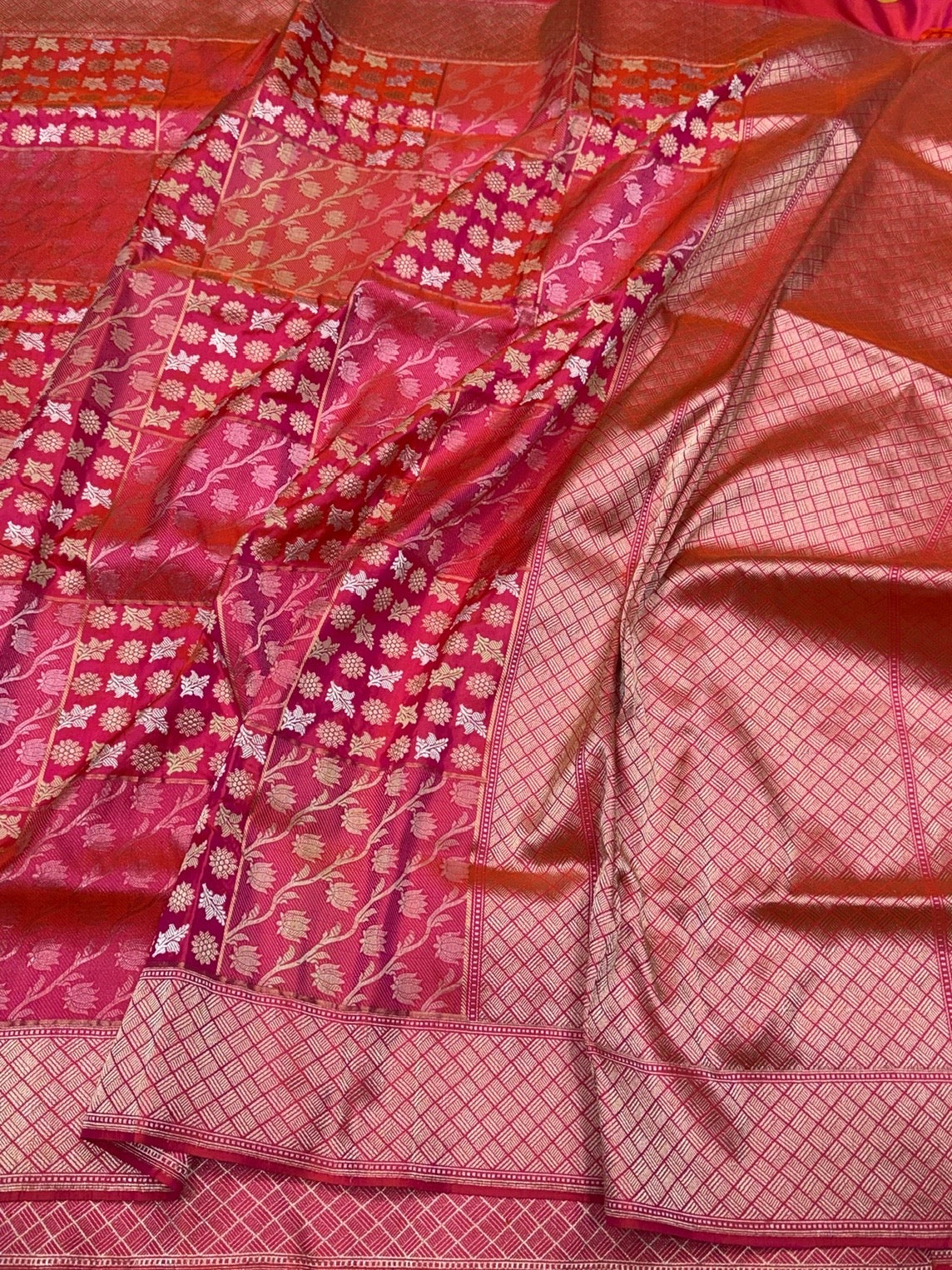 Orangish Pink Handwoven Pure Banarasi Silk Saree – Katan Silk | Kadwa Weave | Elegant Traditional Banarasi Saree