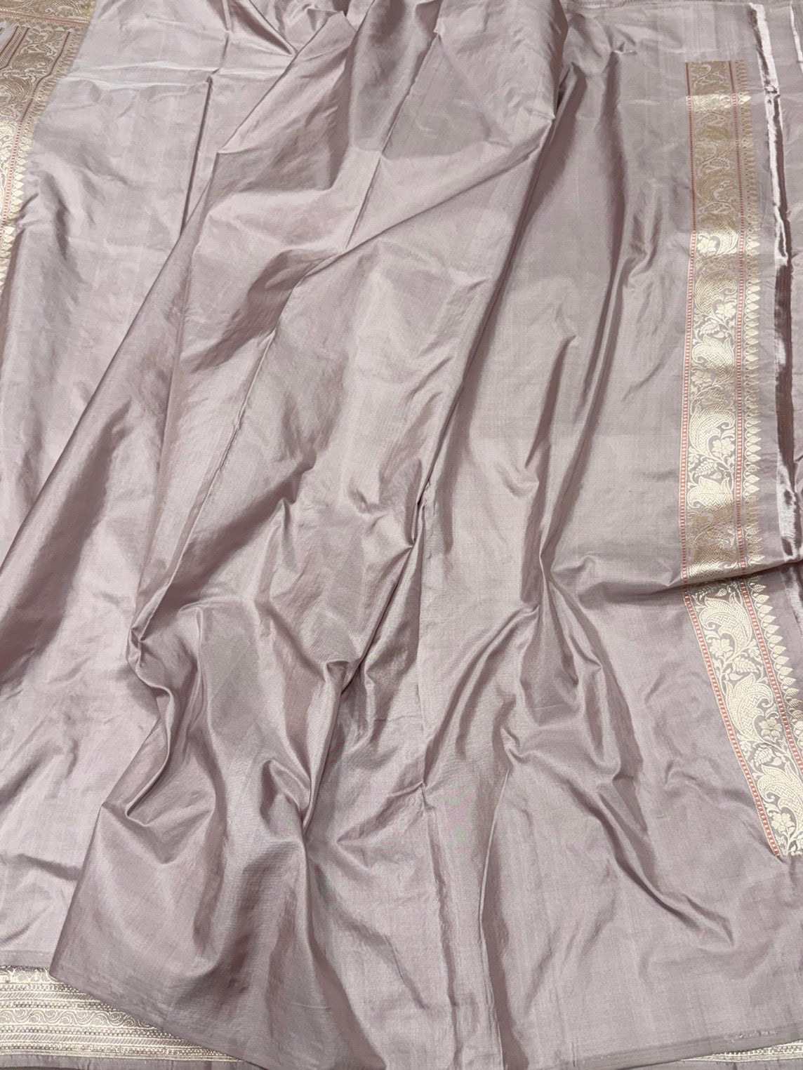 Lilac Handwoven Pure Banarasi Silk Saree – Kadwa Weave in 100% Katan Mulberry Silk
