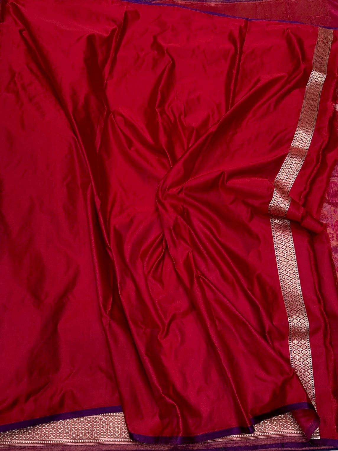 Red Handwoven Pure Banarasi Satin Silk Saree